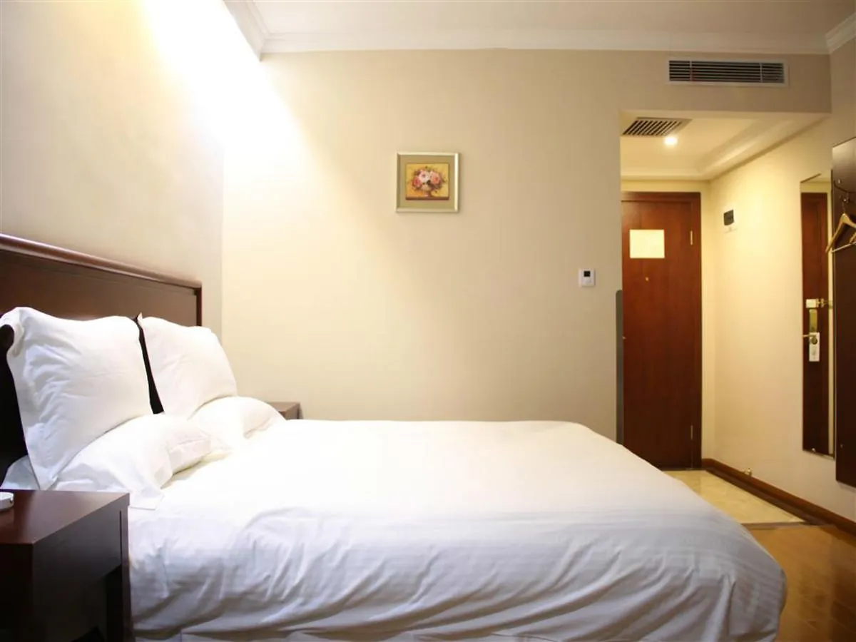 Greentree Inn Shanghai Hongqiao Hub Qibao Express Hotel